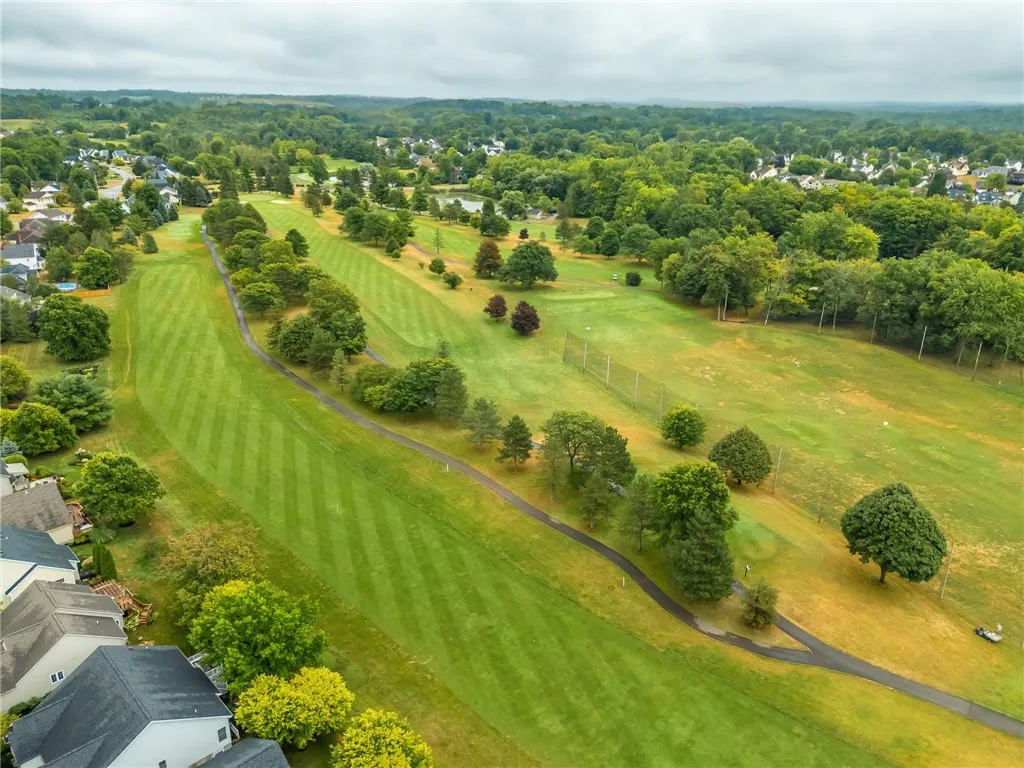 18 Columbia Court, Perinton, New York 14450, Perinton, New York 14450, 3 Bedrooms Bedrooms, 7 Rooms Rooms,2 BathroomsBathrooms,Residential,Closed,18 Columbia Court, Perinton, New York 14450,0,R1632261