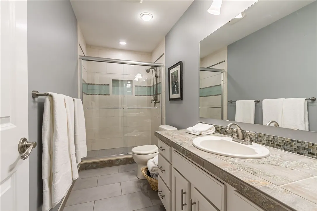 18 Columbia Court, Perinton, New York 14450, Perinton, New York 14450, 3 Bedrooms Bedrooms, 7 Rooms Rooms,2 BathroomsBathrooms,Residential,Closed,18 Columbia Court, Perinton, New York 14450,0,R1632261
