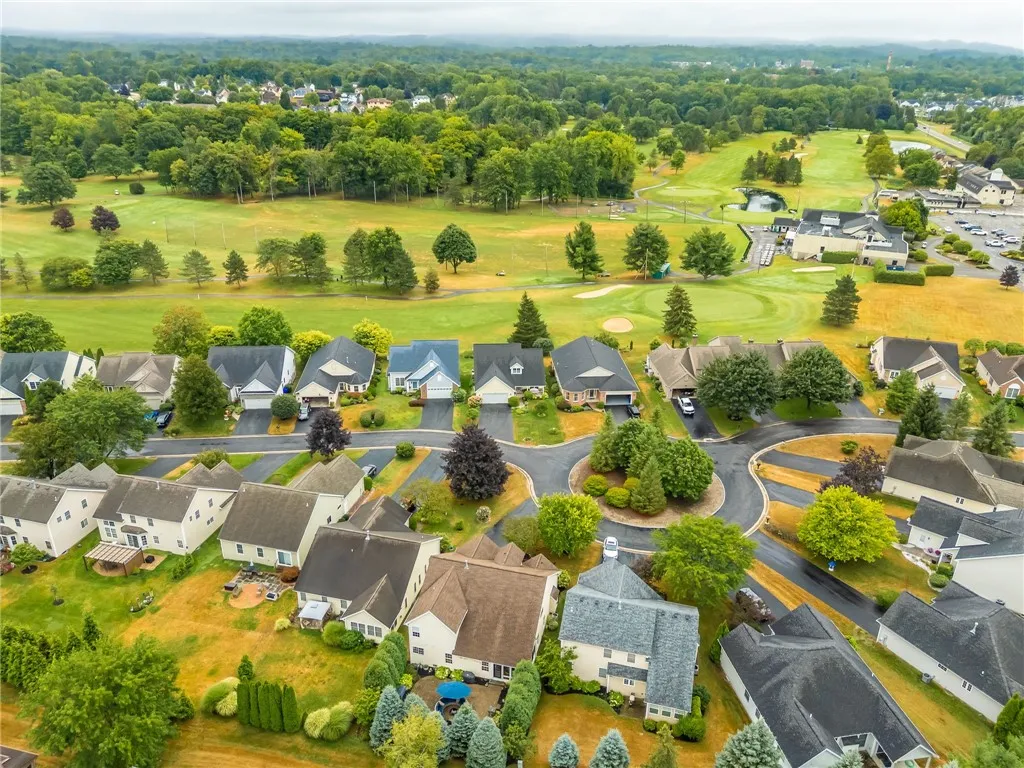 18 Columbia Court, Perinton, New York 14450, Perinton, New York 14450, 3 Bedrooms Bedrooms, 7 Rooms Rooms,2 BathroomsBathrooms,Residential,Closed,18 Columbia Court, Perinton, New York 14450,0,R1632261