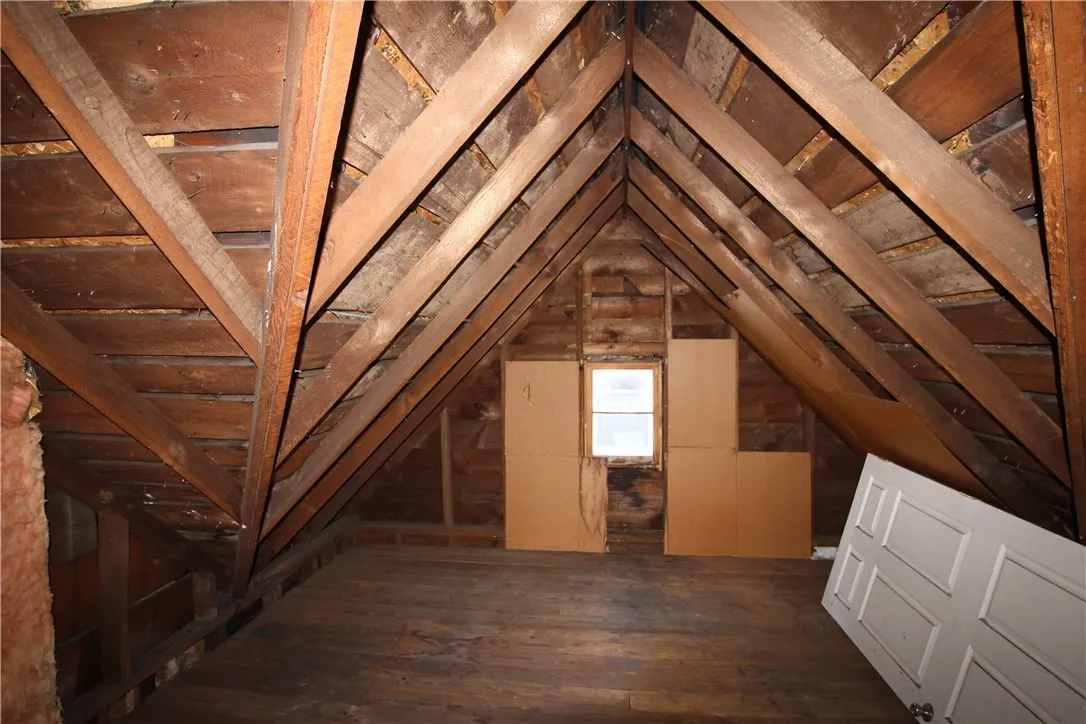 12 Whalin Street, Rochester, New York 14620, Rochester, New York 14620, 3 Bedrooms Bedrooms, 6 Rooms Rooms,2 BathroomsBathrooms,Residential,Closed,12 Whalin Street, Rochester, New York 14620,0,R1632481