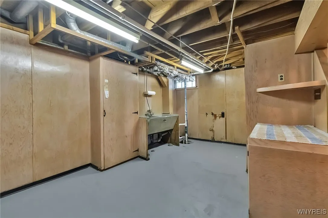 67 Castle Court, Amherst, New York 14226, Amherst, New York 14226, 2 Bedrooms Bedrooms, 5 Rooms Rooms,1 BathroomBathrooms,Residential,Closed,67 Castle Court, Amherst, New York 14226,0,B1632494