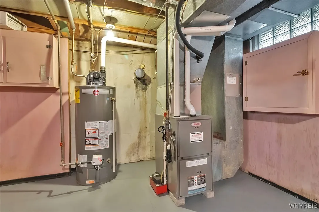 67 Castle Court, Amherst, New York 14226, Amherst, New York 14226, 2 Bedrooms Bedrooms, 5 Rooms Rooms,1 BathroomBathrooms,Residential,Closed,67 Castle Court, Amherst, New York 14226,0,B1632494