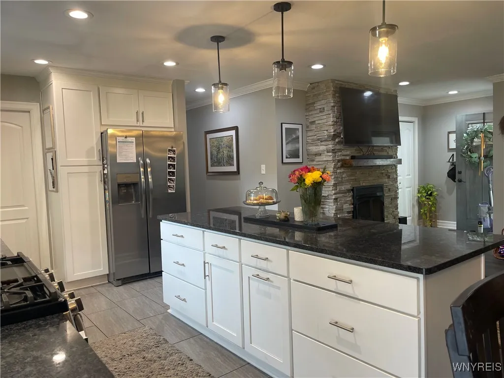 41 Beverly Drive, Cheektowaga, New York 14043, Cheektowaga, New York 14043, 3 Bedrooms Bedrooms, 7 Rooms Rooms,2 BathroomsBathrooms,Residential,Closed,41 Beverly Drive, Cheektowaga, New York 14043,0,B1632499