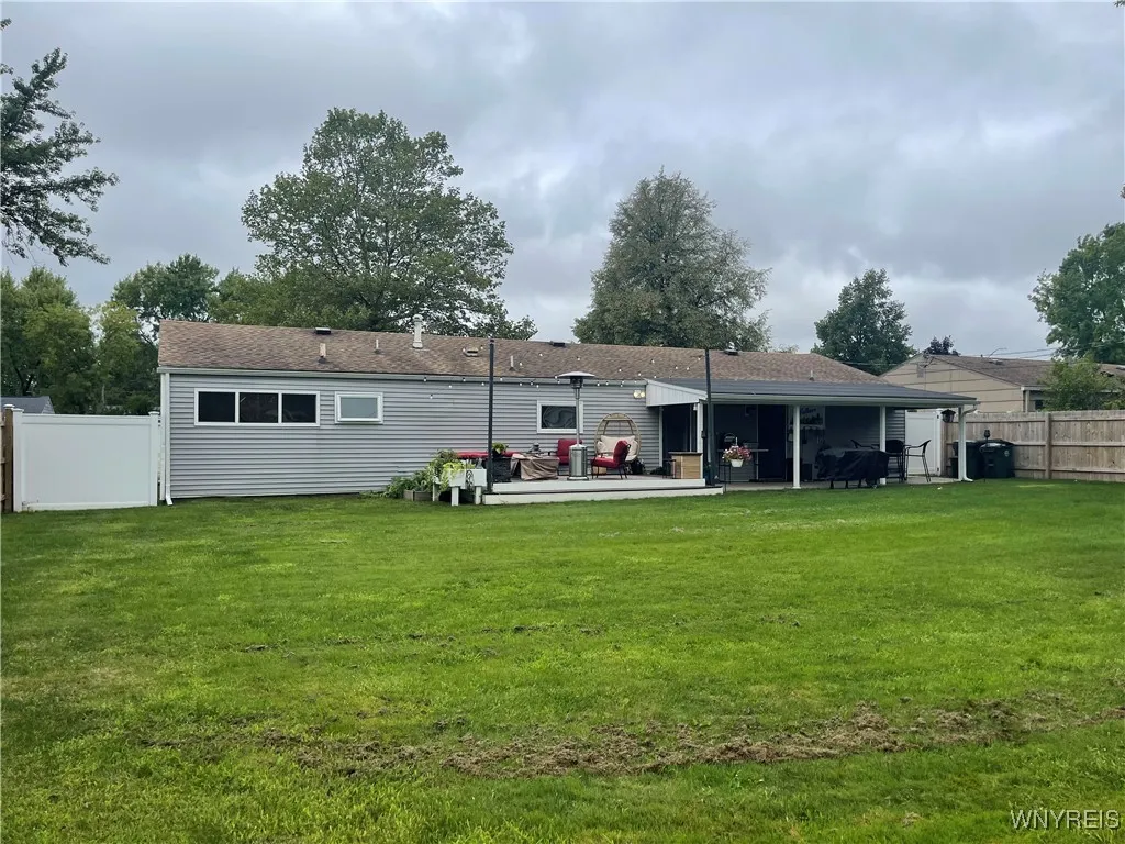 41 Beverly Drive, Cheektowaga, New York 14043, Cheektowaga, New York 14043, 3 Bedrooms Bedrooms, 7 Rooms Rooms,2 BathroomsBathrooms,Residential,Closed,41 Beverly Drive, Cheektowaga, New York 14043,0,B1632499