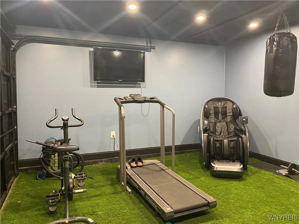 41 Beverly Drive, Cheektowaga, New York 14043, Cheektowaga, New York 14043, 3 Bedrooms Bedrooms, 7 Rooms Rooms,2 BathroomsBathrooms,Residential,Closed,41 Beverly Drive, Cheektowaga, New York 14043,0,B1632499