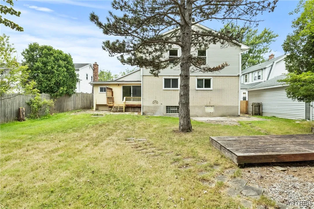 230 South Forest Road 2, Amherst, New York 14221, Amherst, New York 14221, 5 Bedrooms Bedrooms, ,3 BathroomsBathrooms,Residential,For Sale,230 South Forest Road 2, Amherst, New York 14221,0,B1632479