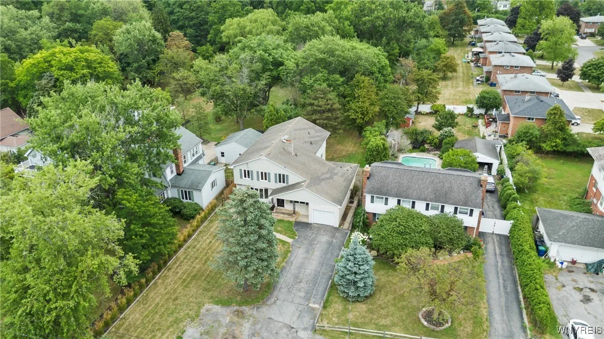230 South Forest Road 2, Amherst, New York 14221, Amherst, New York 14221, 5 Bedrooms Bedrooms, ,3 BathroomsBathrooms,Residential,For Sale,230 South Forest Road 2, Amherst, New York 14221,0,B1632479
