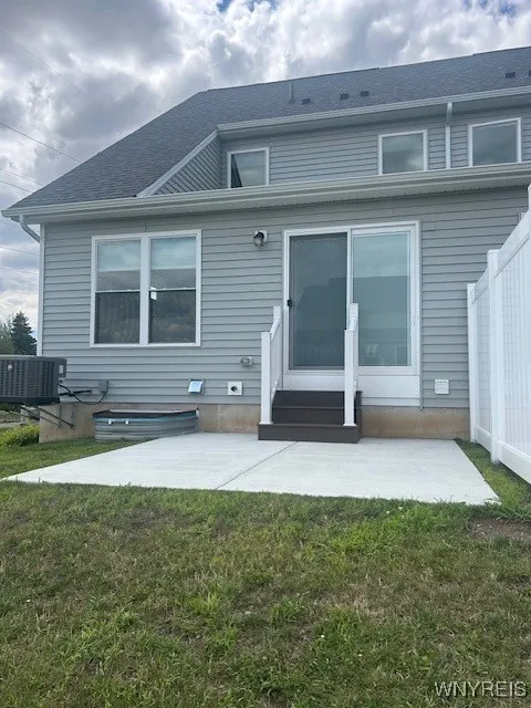 902 Carriage Lane, West Seneca, New York 14224, West Seneca, New York 14224, 2 Bedrooms Bedrooms, 5 Rooms Rooms,1 BathroomBathrooms,Residential,For Sale,902 Carriage Lane, West Seneca, New York 14224,B1631048