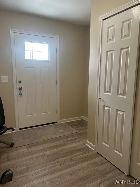 902 Carriage Lane, West Seneca, New York 14224, West Seneca, New York 14224, 2 Bedrooms Bedrooms, 5 Rooms Rooms,1 BathroomBathrooms,Residential,For Sale,902 Carriage Lane, West Seneca, New York 14224,B1631048