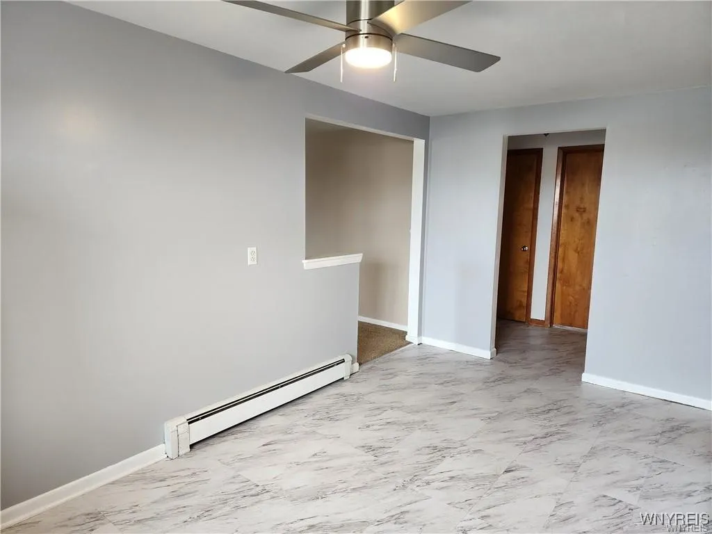 30 Lloyd Drive, Cheektowaga, New York 14225, Cheektowaga, New York 14225, 5 Bedrooms Bedrooms, ,3 BathroomsBathrooms,Residential,Closed,30 Lloyd Drive, Cheektowaga, New York 14225,0,B1632532