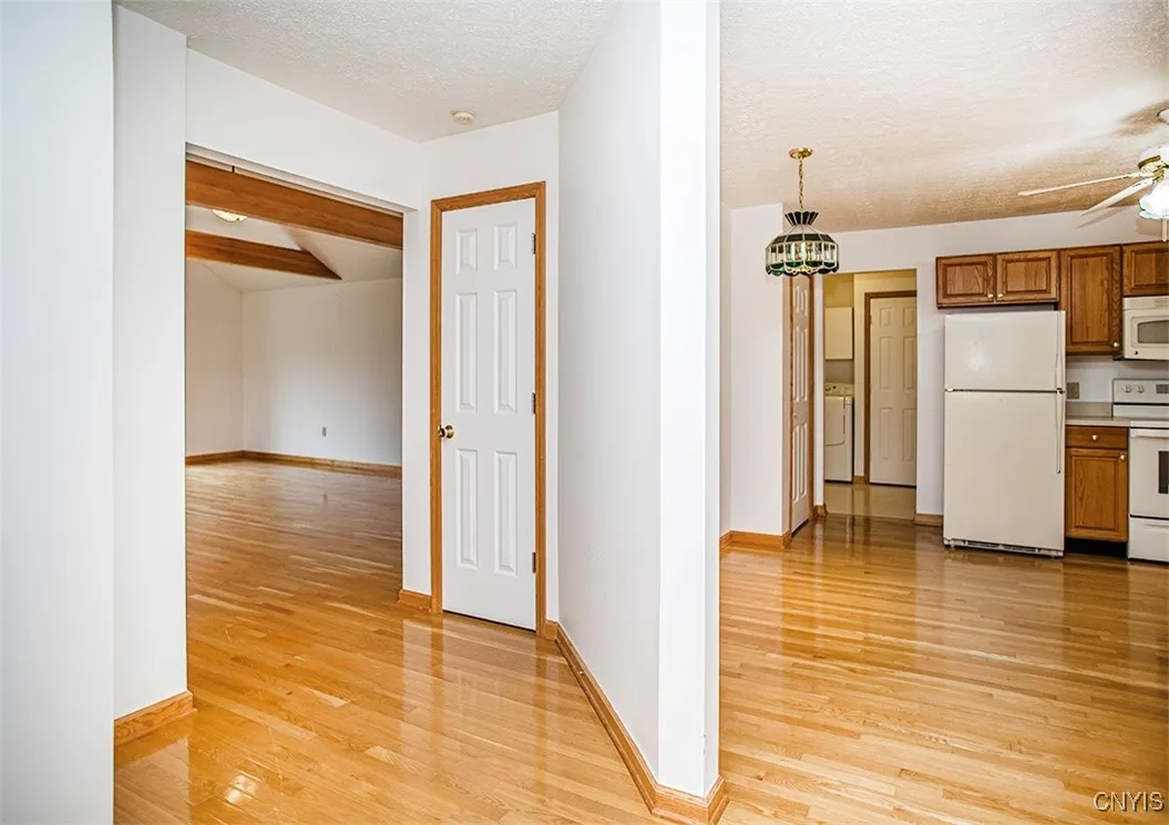 4001 Mary Lynn Drive, Lenox, New York 13032, Lenox, New York 13032, 3 Bedrooms Bedrooms, 8 Rooms Rooms,2 BathroomsBathrooms,Residential,Closed,4001 Mary Lynn Drive, Lenox, New York 13032,0,S1632267