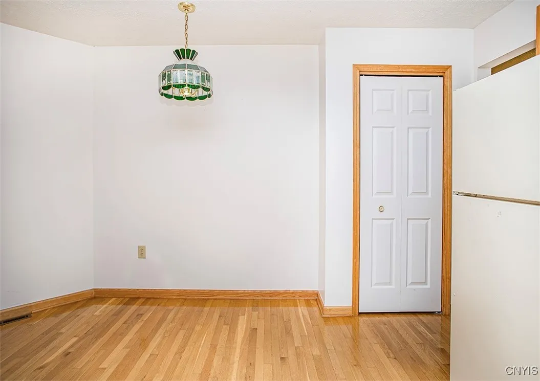 4001 Mary Lynn Drive, Lenox, New York 13032, Lenox, New York 13032, 3 Bedrooms Bedrooms, 8 Rooms Rooms,2 BathroomsBathrooms,Residential,Closed,4001 Mary Lynn Drive, Lenox, New York 13032,0,S1632267