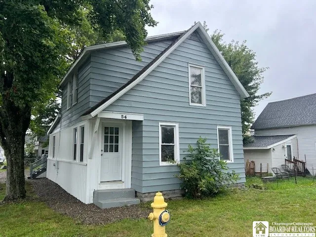 54 Boulevard Avenue, Ellicott, New York 14720, Ellicott, New York 14720, 2 Bedrooms Bedrooms, 8 Rooms Rooms,1 BathroomBathrooms,Residential,For Sale,54 Boulevard Avenue, Ellicott, New York 14720,R1632556