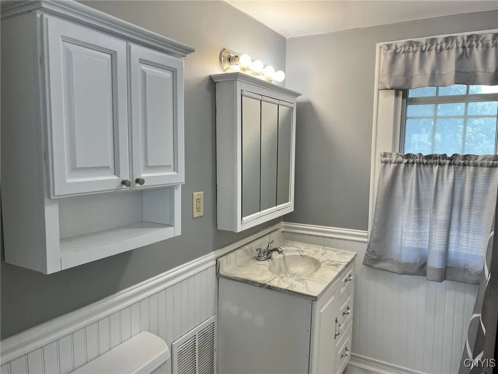 104 Sand Road, Salina, New York 13212, Salina, New York 13212, 2 Bedrooms Bedrooms, 5 Rooms Rooms,1 BathroomBathrooms,Residential,Closed,104 Sand Road, Salina, New York 13212,0,S1631387