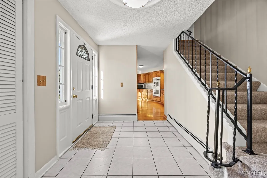 4486 Shadyridge Drive, Hamburg, New York 14075, Hamburg, New York 14075, 5 Bedrooms Bedrooms, 9 Rooms Rooms,2 BathroomsBathrooms,Residential,For Sale,4486 Shadyridge Drive, Hamburg, New York 14075,0,B1631189