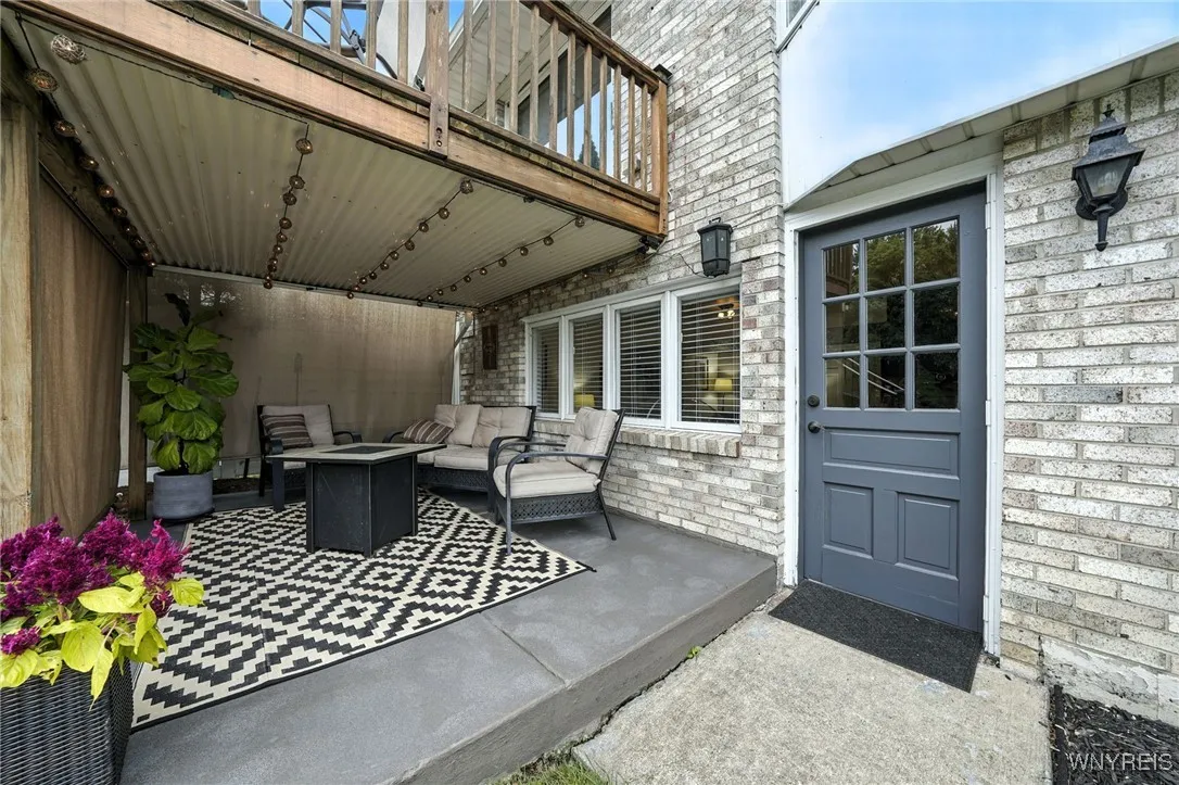 187 Willowgrove South, Tonawanda, New York 14150, Tonawanda, New York 14150, 4 Bedrooms Bedrooms, 9 Rooms Rooms,2 BathroomsBathrooms,Residential,Closed,187 Willowgrove South, Tonawanda, New York 14150,0,B1632512