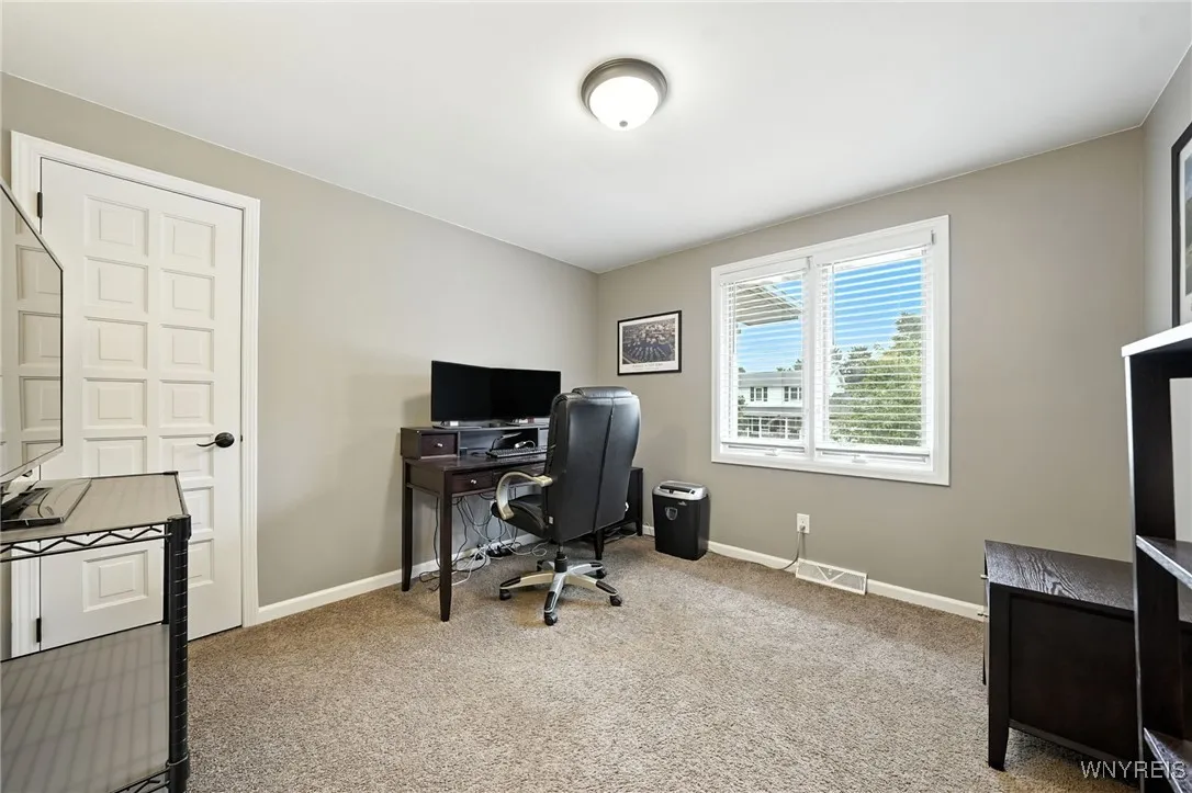 187 Willowgrove South, Tonawanda, New York 14150, Tonawanda, New York 14150, 4 Bedrooms Bedrooms, 9 Rooms Rooms,2 BathroomsBathrooms,Residential,Closed,187 Willowgrove South, Tonawanda, New York 14150,0,B1632512