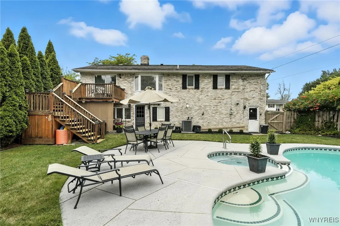 187 Willowgrove South, Tonawanda, New York 14150, Tonawanda, New York 14150, 4 Bedrooms Bedrooms, 9 Rooms Rooms,2 BathroomsBathrooms,Residential,Closed,187 Willowgrove South, Tonawanda, New York 14150,0,B1632512
