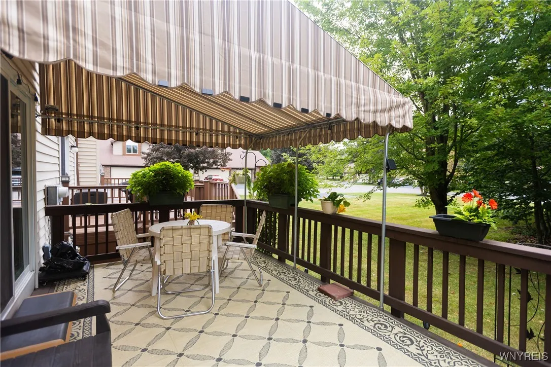 13 Eastwood Parkway, Lancaster, New York 14043, Lancaster, New York 14043, 2 Bedrooms Bedrooms, 6 Rooms Rooms,1 BathroomBathrooms,Residential,Closed,13 Eastwood Parkway, Lancaster, New York 14043,0,B1632413