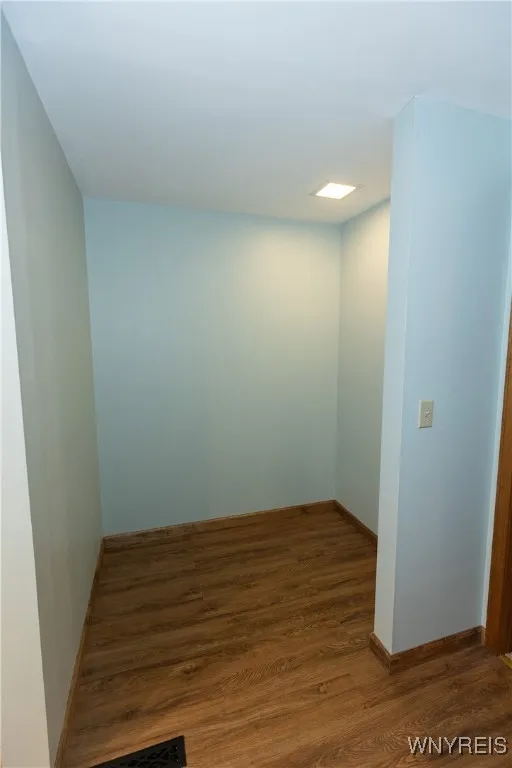 13 Eastwood Parkway, Lancaster, New York 14043, Lancaster, New York 14043, 2 Bedrooms Bedrooms, 6 Rooms Rooms,1 BathroomBathrooms,Residential,Closed,13 Eastwood Parkway, Lancaster, New York 14043,0,B1632413