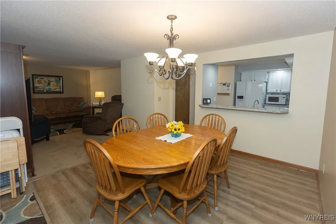 13 Eastwood Parkway, Lancaster, New York 14043, Lancaster, New York 14043, 2 Bedrooms Bedrooms, 6 Rooms Rooms,1 BathroomBathrooms,Residential,Closed,13 Eastwood Parkway, Lancaster, New York 14043,0,B1632413