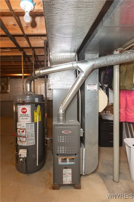 13 Eastwood Parkway, Lancaster, New York 14043, Lancaster, New York 14043, 2 Bedrooms Bedrooms, 6 Rooms Rooms,1 BathroomBathrooms,Residential,Closed,13 Eastwood Parkway, Lancaster, New York 14043,0,B1632413