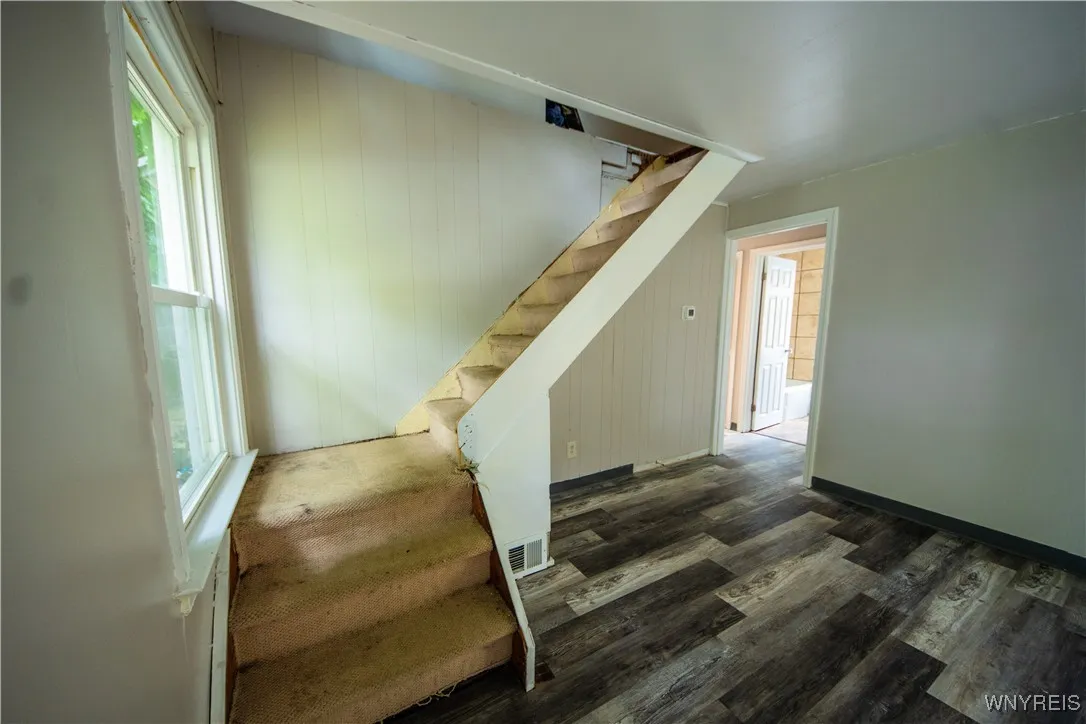 449 81st Street, Niagara Falls, New York 14304, Niagara Falls, New York 14304, 3 Bedrooms Bedrooms, 5 Rooms Rooms,1 BathroomBathrooms,Residential,For Sale,449 81st Street, Niagara Falls, New York 14304,0,B1632486