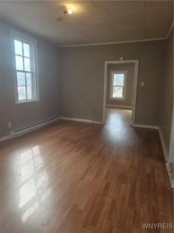 167 East Street, Buffalo, New York 14207, Buffalo, New York 14207, 6 Bedrooms Bedrooms, ,2 BathroomsBathrooms,Residential,For Sale,167 East Street, Buffalo, New York 14207,0,B1632493