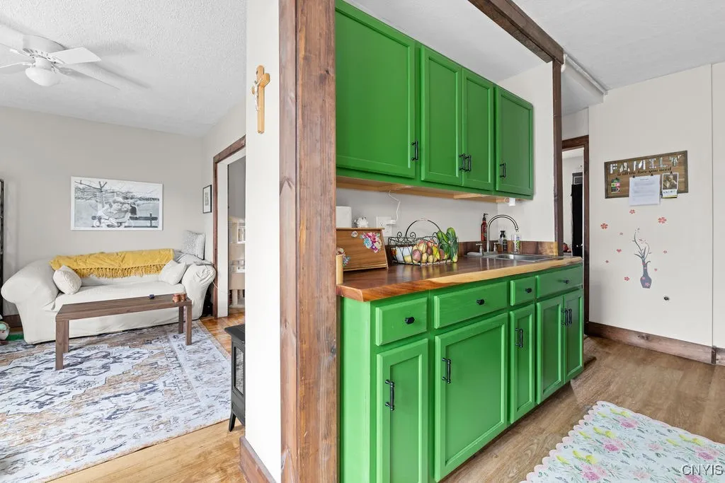 317 East Avenue, Dewitt, New York 13057, De Witt, New York 13057, 4 Bedrooms Bedrooms, ,3 BathroomsBathrooms,Residential,Closed,317 East Avenue, Dewitt, New York 13057,0,S1632249