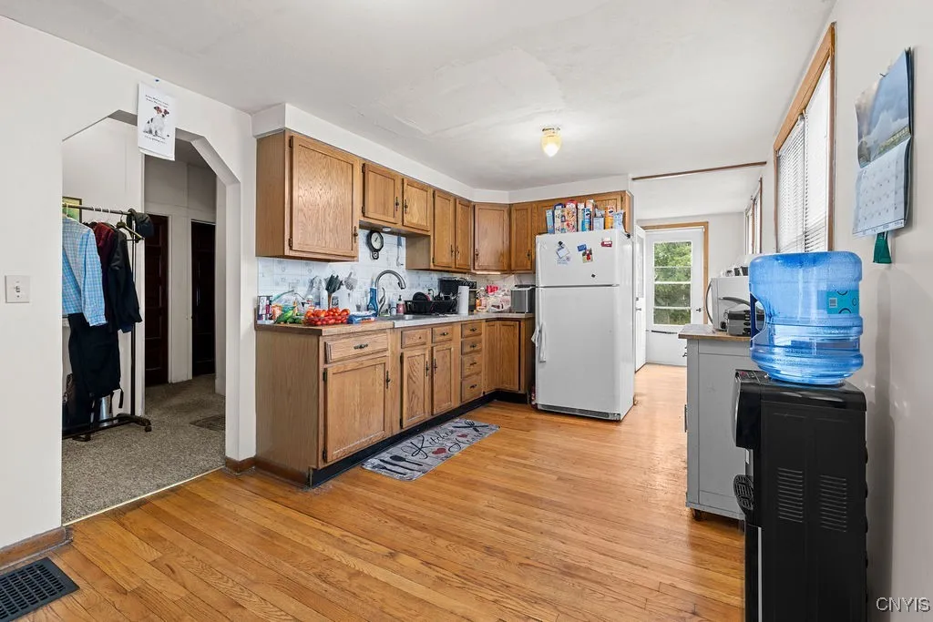 317 East Avenue, Dewitt, New York 13057, De Witt, New York 13057, 4 Bedrooms Bedrooms, ,3 BathroomsBathrooms,Residential,Closed,317 East Avenue, Dewitt, New York 13057,0,S1632249