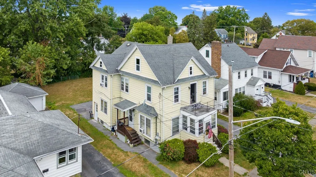 317 East Avenue, Dewitt, New York 13057, De Witt, New York 13057, 4 Bedrooms Bedrooms, ,3 BathroomsBathrooms,Residential,Closed,317 East Avenue, Dewitt, New York 13057,0,S1632249