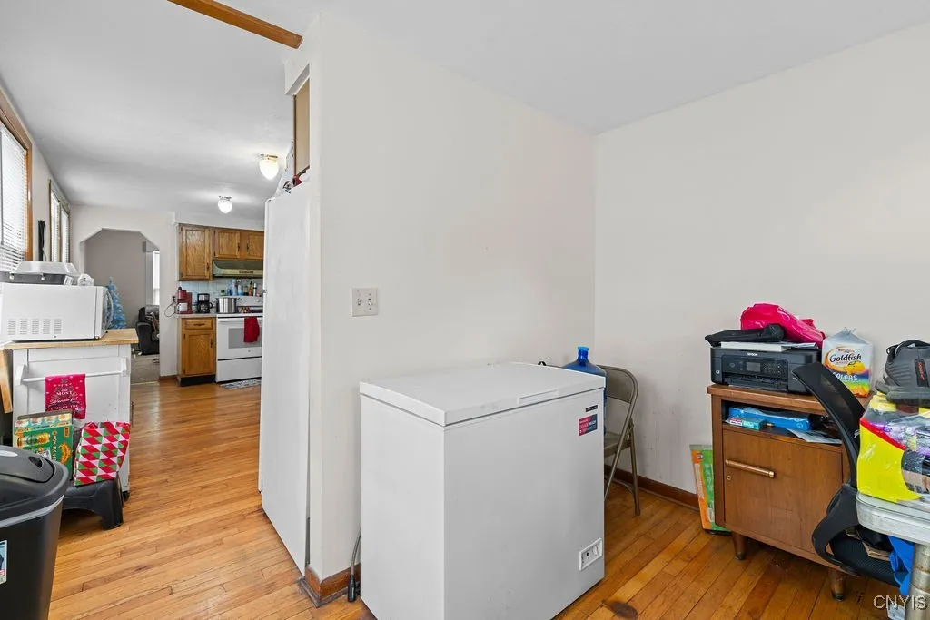 317 East Avenue, Dewitt, New York 13057, De Witt, New York 13057, 4 Bedrooms Bedrooms, ,3 BathroomsBathrooms,Residential,Closed,317 East Avenue, Dewitt, New York 13057,0,S1632249