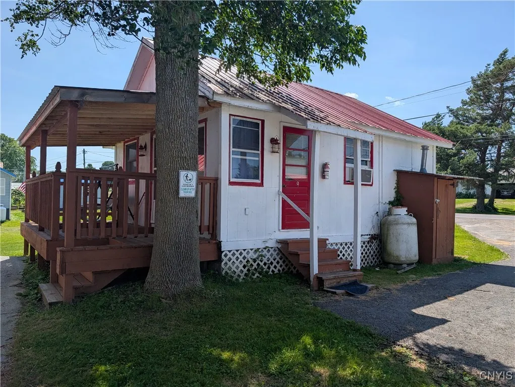 3666 County Route 6, Hammond, New York 13646, Hammond, New York 13646, 9 Bedrooms Bedrooms, 9 Rooms Rooms,9 BathroomsBathrooms,Residential,Closed,3666 County Route 6, Hammond, New York 13646,0,S1632579