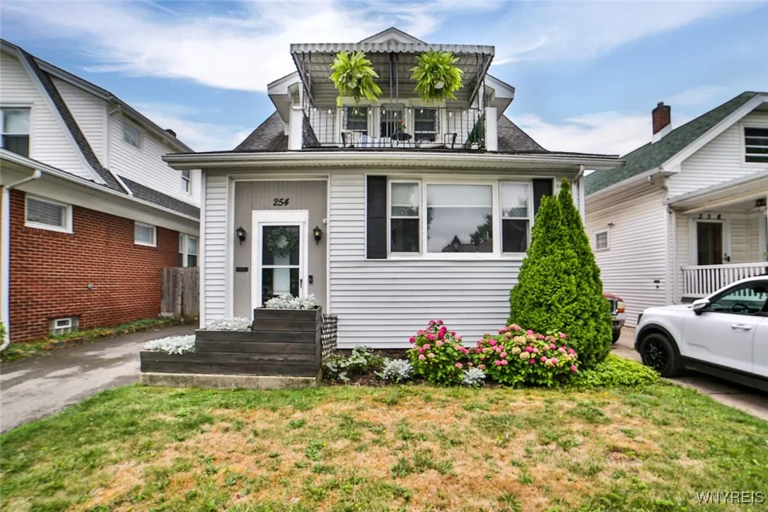 254 Westgate Road, Tonawanda, New York 14217, Tonawanda, New York 14217, 3 Bedrooms Bedrooms, 7 Rooms Rooms,1 BathroomBathrooms,Residential,For Sale,254 Westgate Road, Tonawanda, New York 14217,0,B1632407