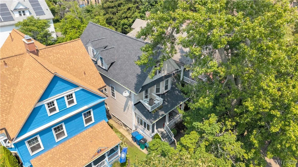 319 West Utica Street N, Buffalo, New York 14222, Buffalo, New York 14222, 5 Bedrooms Bedrooms, ,3 BathroomsBathrooms,Residential,For Sale,319 West Utica Street N, Buffalo, New York 14222,0,B1632468