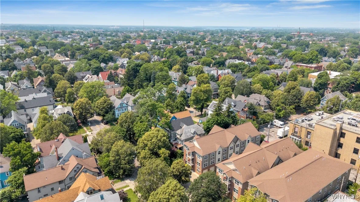 319 West Utica Street N, Buffalo, New York 14222, Buffalo, New York 14222, 5 Bedrooms Bedrooms, ,3 BathroomsBathrooms,Residential,For Sale,319 West Utica Street N, Buffalo, New York 14222,B1632468