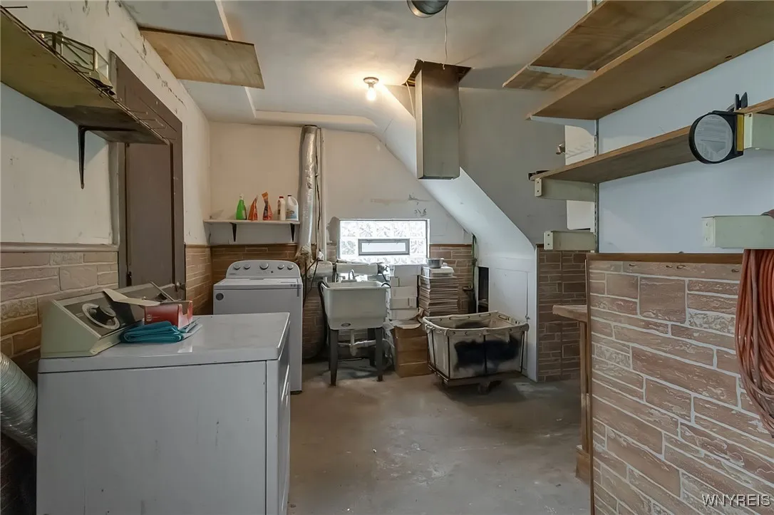 428 Kennedy Road, Cheektowaga, New York 14227, Cheektowaga, New York 14227, 4 Bedrooms Bedrooms, ,2 BathroomsBathrooms,Residential,For Sale,428 Kennedy Road, Cheektowaga, New York 14227,0,B1628251