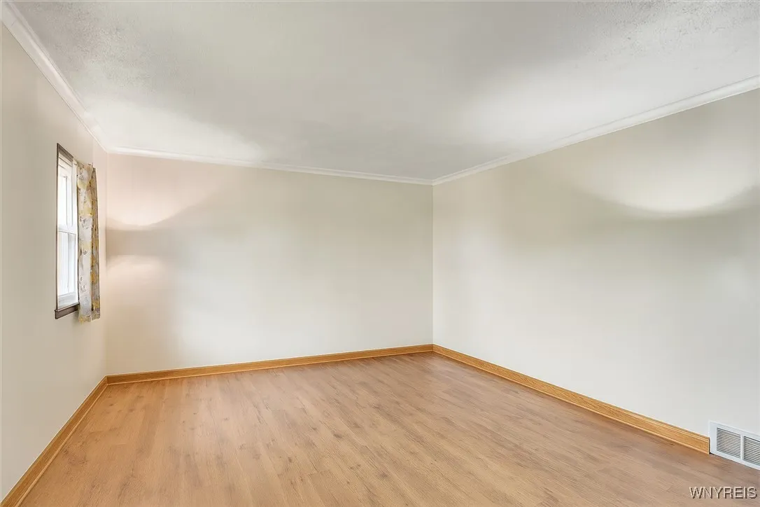 69 Ashford Avenue, Tonawanda, New York 14150, Tonawanda, New York 14150, 4 Bedrooms Bedrooms, 8 Rooms Rooms,1 BathroomBathrooms,Residential,For Sale,69 Ashford Avenue, Tonawanda, New York 14150,0,B1632616