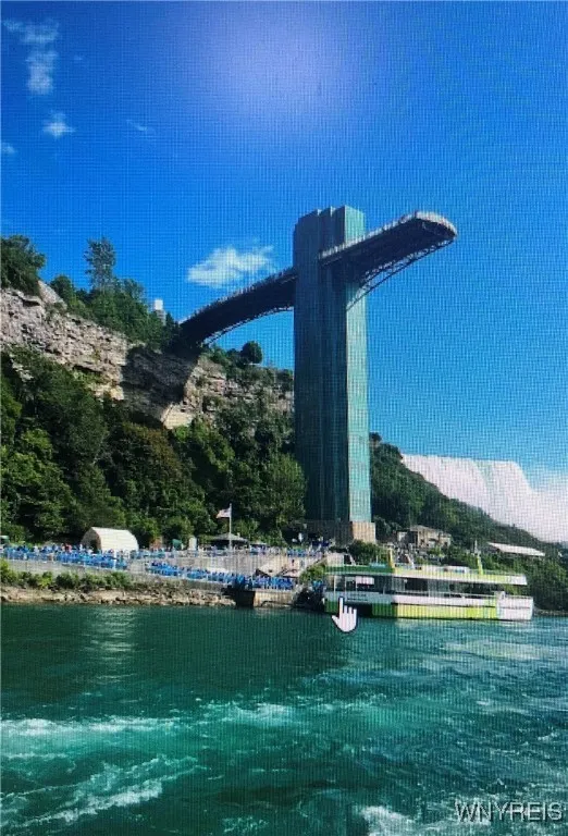 SCENIC VIEW TOWER
FINE DINING