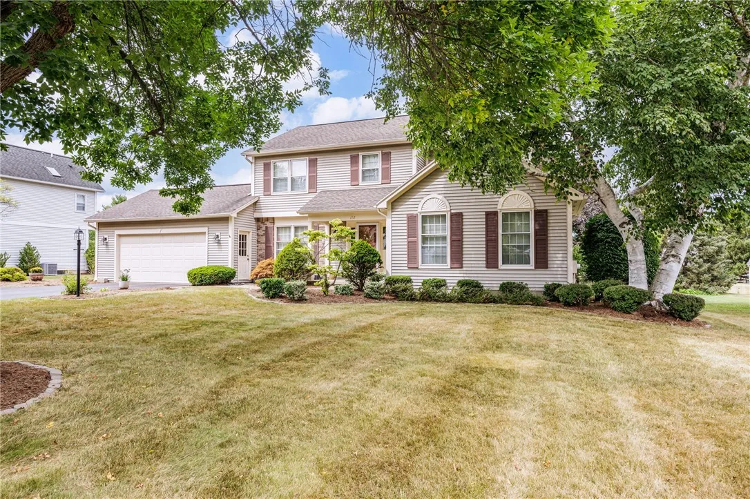 132 Caversham Woods, Pittsford, New York 14534, Pittsford, New York 14534, 4 Bedrooms Bedrooms, 10 Rooms Rooms,3 BathroomsBathrooms,Residential,Closed,132 Caversham Woods, Pittsford, New York 14534,0,R1632288