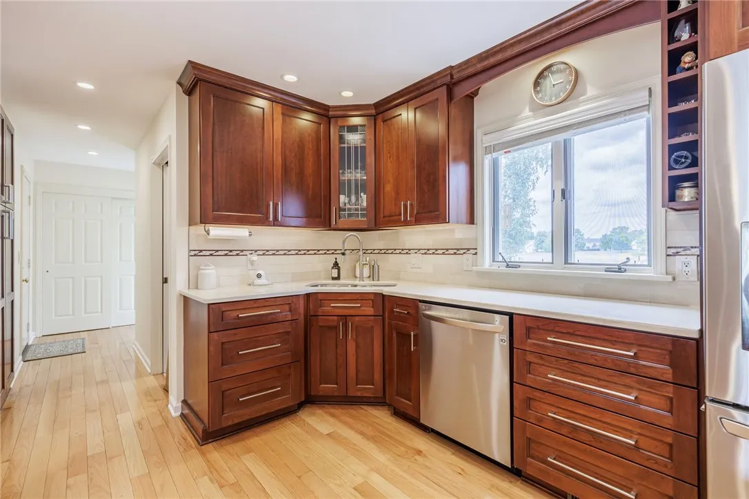 132 Caversham Woods, Pittsford, New York 14534, Pittsford, New York 14534, 4 Bedrooms Bedrooms, 10 Rooms Rooms,3 BathroomsBathrooms,Residential,Closed,132 Caversham Woods, Pittsford, New York 14534,0,R1632288 132 Caversham Woods, Pittsford, New York 14534, Pittsford, New York 14534, 4 Bedrooms Bedrooms, 10 Rooms Rooms,3 BathroomsBathrooms,Residential,Closed,132 Caversham Woods, Pittsford, New York 14534,0,R1632288