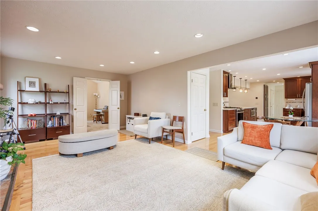 132 Caversham Woods, Pittsford, New York 14534, Pittsford, New York 14534, 4 Bedrooms Bedrooms, 10 Rooms Rooms,3 BathroomsBathrooms,Residential,Closed,132 Caversham Woods, Pittsford, New York 14534,0,R1632288 132 Caversham Woods, Pittsford, New York 14534, Pittsford, New York 14534, 4 Bedrooms Bedrooms, 10 Rooms Rooms,3 BathroomsBathrooms,Residential,Closed,132 Caversham Woods, Pittsford, New York 14534,0,R1632288