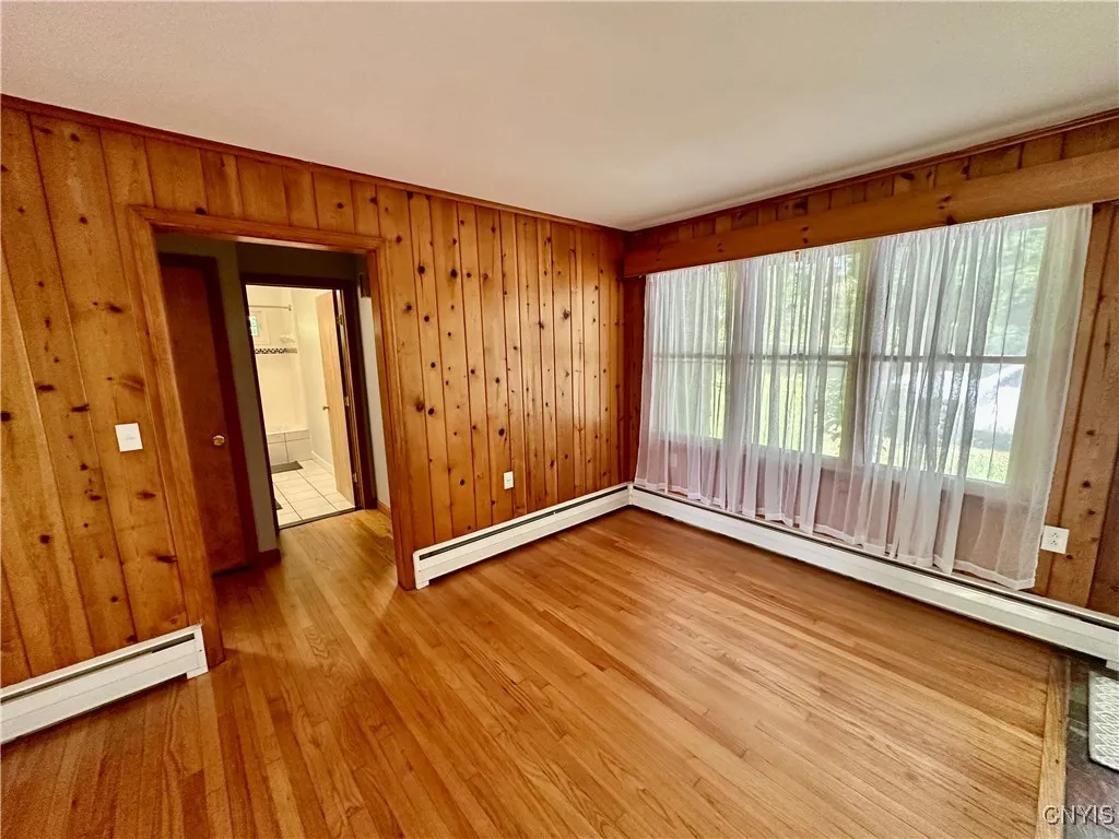 977 Old Seneca Turnpike, Skaneateles, New York 131, Skaneateles, New York 13152, 3 Bedrooms Bedrooms, 6 Rooms Rooms,1 BathroomBathrooms,Residential,Closed,977 Old Seneca Turnpike, Skaneateles, New York 131,0,S1621584