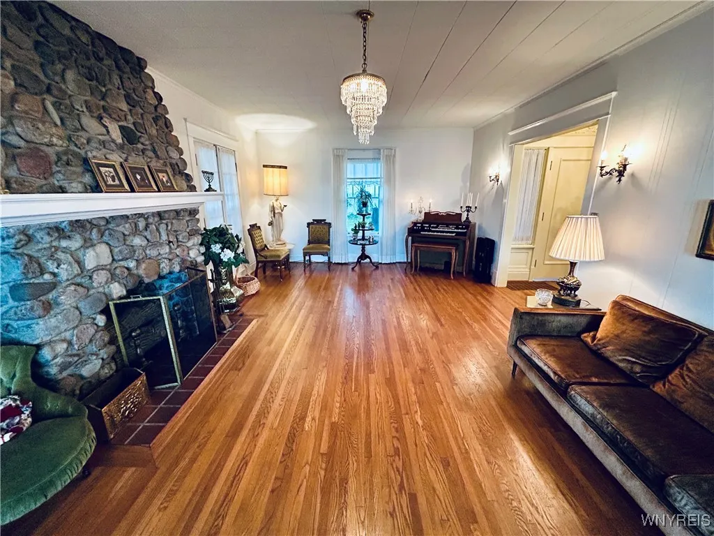 4998 Lake Shore Road, Hamburg, New York 14075, Hamburg, New York 14075, 4 Bedrooms Bedrooms, 10 Rooms Rooms,1 BathroomBathrooms,Residential,For Sale,4998 Lake Shore Road, Hamburg, New York 14075,B1632070