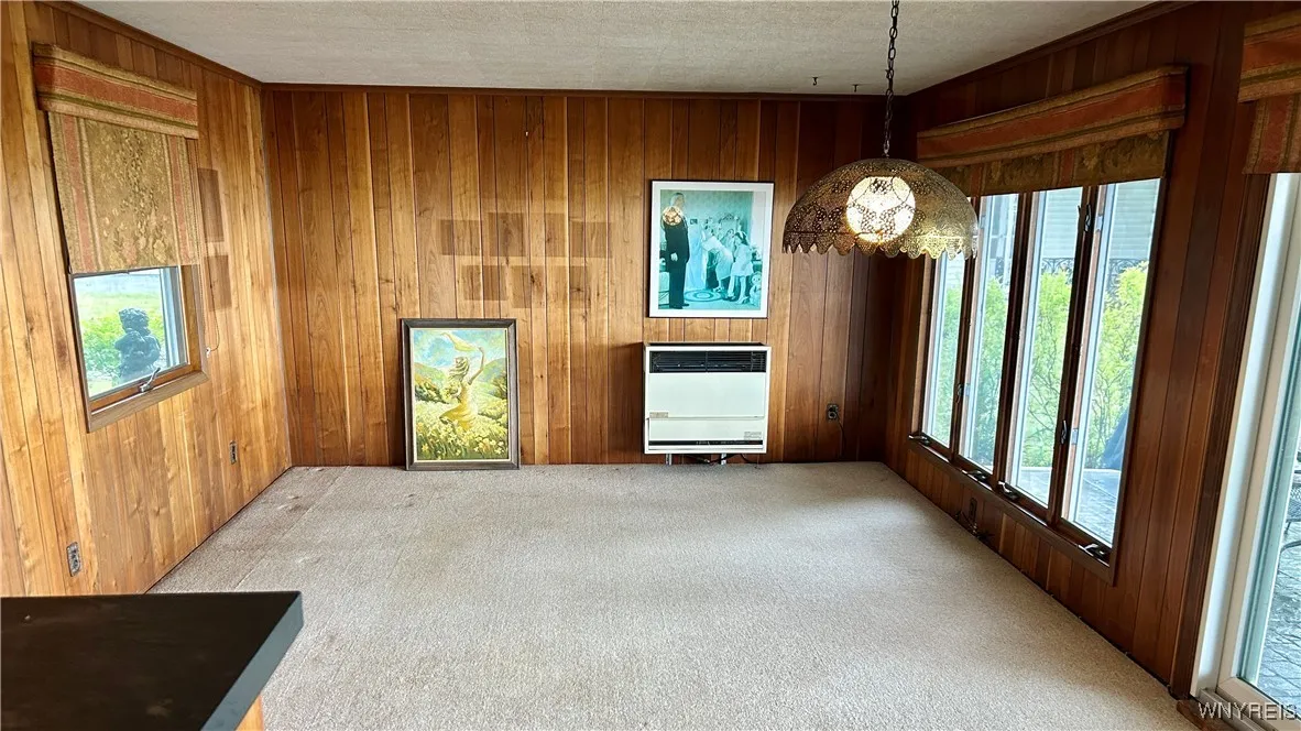 4998 Lake Shore Road, Hamburg, New York 14075, Hamburg, New York 14075, 4 Bedrooms Bedrooms, 10 Rooms Rooms,1 BathroomBathrooms,Residential,For Sale,4998 Lake Shore Road, Hamburg, New York 14075,B1632070