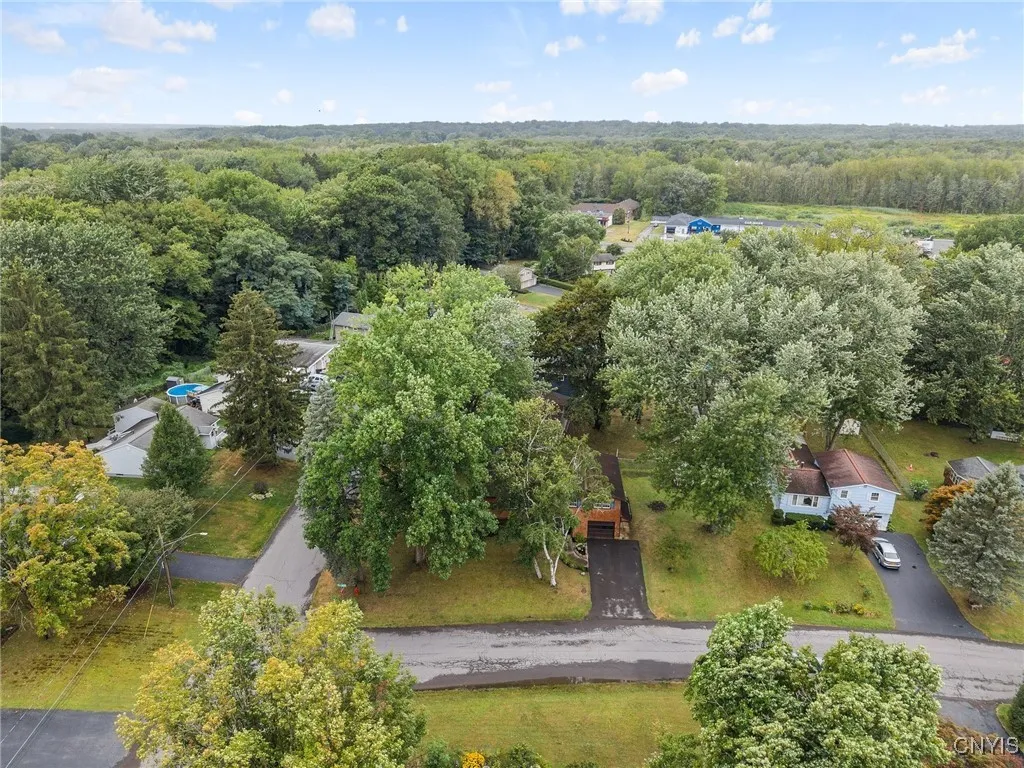 114 Glenwood Drive South, Clay, New York 13090, Clay, New York 13090, 4 Bedrooms Bedrooms, 10 Rooms Rooms,2 BathroomsBathrooms,Residential,For Sale,114 Glenwood Drive South, Clay, New York 13090,0,S1632117