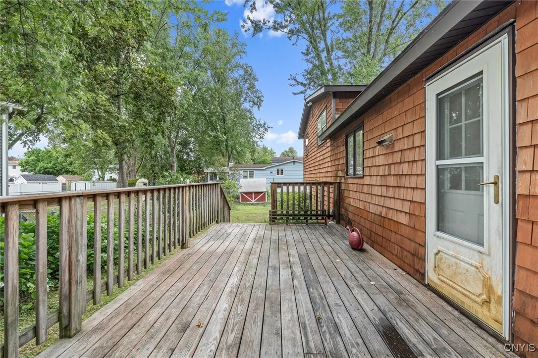 114 Glenwood Drive South, Clay, New York 13090, Clay, New York 13090, 4 Bedrooms Bedrooms, 10 Rooms Rooms,2 BathroomsBathrooms,Residential,For Sale,114 Glenwood Drive South, Clay, New York 13090,0,S1632117
