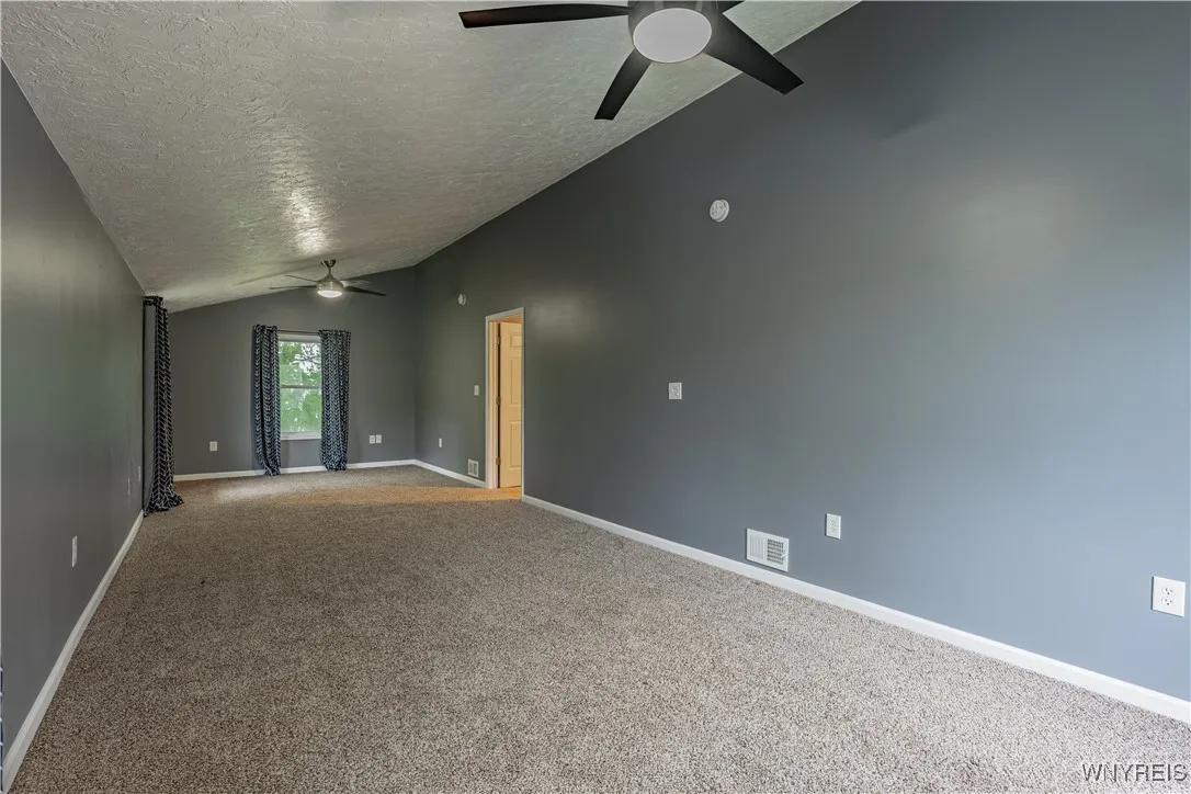 7211 Packard Road, Niagara, New York 14304, Niagara, New York 14304, 4 Bedrooms Bedrooms, 7 Rooms Rooms,1 BathroomBathrooms,Residential,Closed,7211 Packard Road, Niagara, New York 14304,0,B1632400