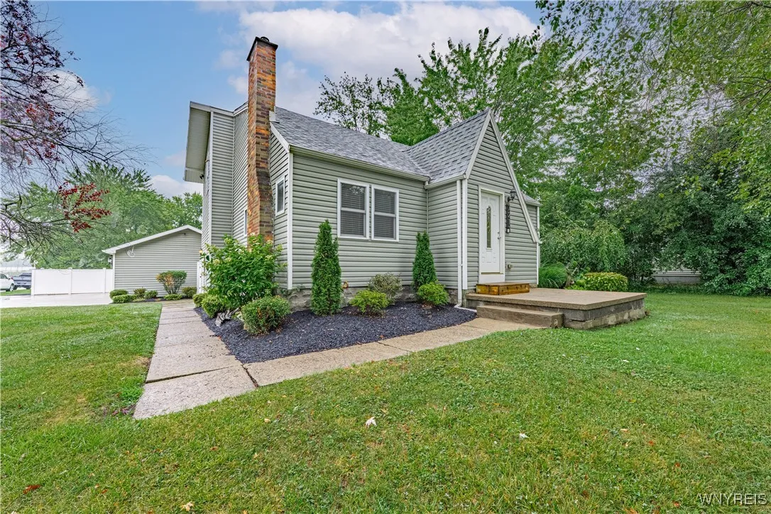 7211 Packard Road, Niagara, New York 14304, Niagara, New York 14304, 4 Bedrooms Bedrooms, 7 Rooms Rooms,1 BathroomBathrooms,Residential,Closed,7211 Packard Road, Niagara, New York 14304,0,B1632400