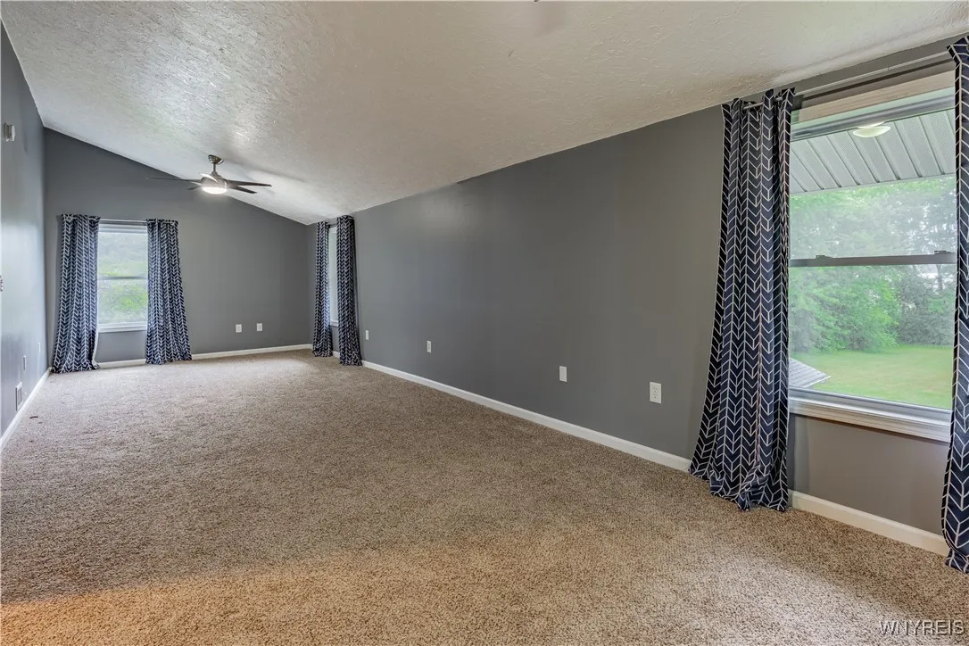 7211 Packard Road, Niagara, New York 14304, Niagara, New York 14304, 4 Bedrooms Bedrooms, 7 Rooms Rooms,1 BathroomBathrooms,Residential,Closed,7211 Packard Road, Niagara, New York 14304,0,B1632400